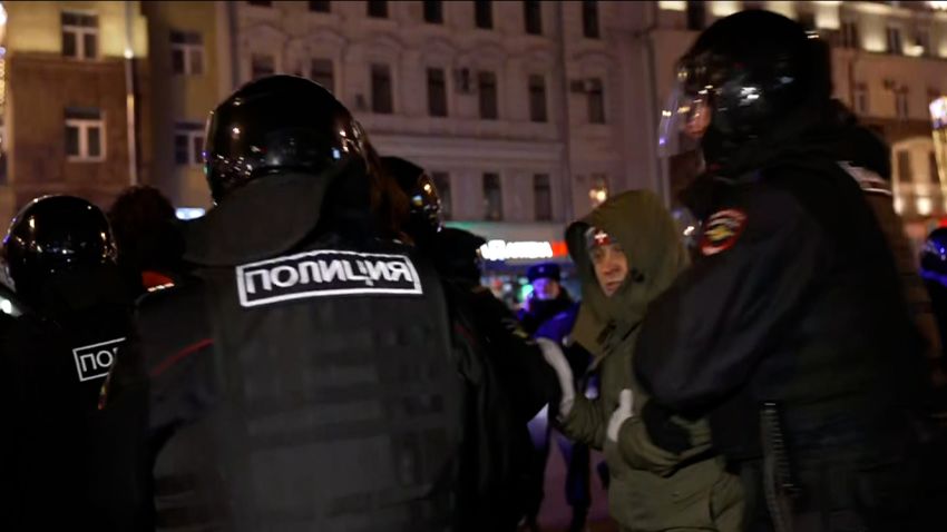 See anti-war protesters being arrested in Russia | CNN