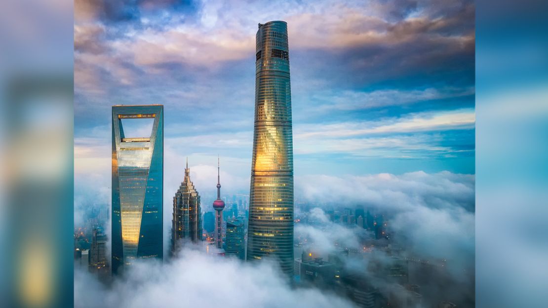 J Hotel Shanghai Tower occupies the upper section of China's tallest building. 