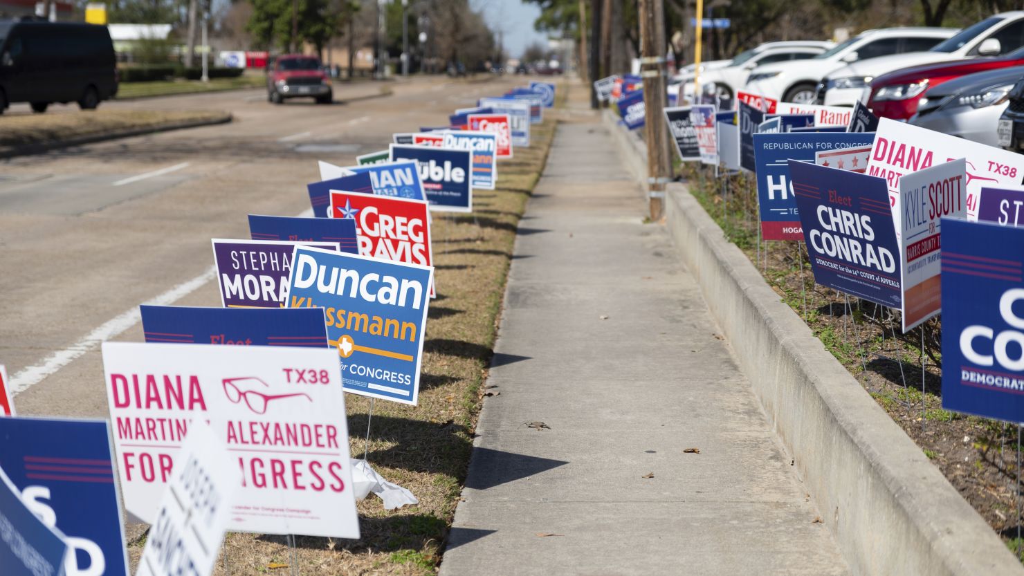 Texans are heading to the polls in the first primary of the 2022
