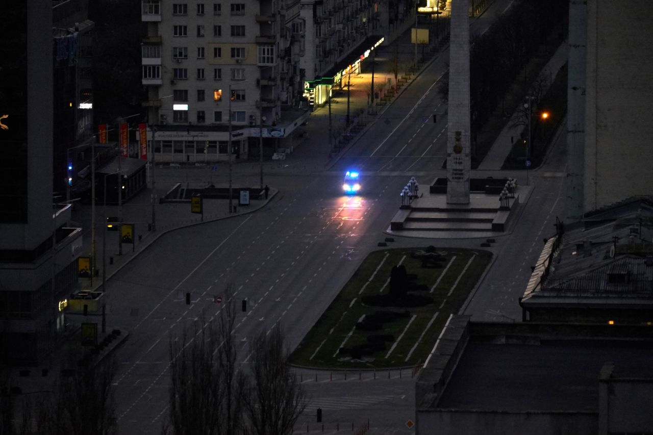 A police vehicle patrols the streets of Kyiv on February 26.  Zelensky says Russia waging war so Putin can stay in power &#8216;until the end of his life&#8217; w 1280