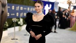 SANTA MONICA, CALIFORNIA - FEBRUARY 27: Selena Gomez attends the 28th Screen Actors Guild Awards at Barker Hangar on February 27, 2022 in Santa Monica, California. 1184550 (Photo by Emma McIntyre/Getty Images for WarnerMedia)