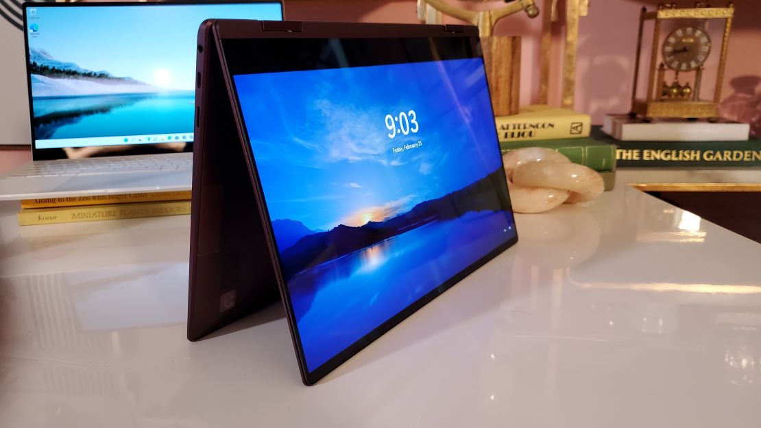 Samsung Galaxy Book 2 Pro 360 hands-on