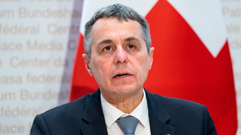 سويسرا تتخلى عن الحياد لمعاقبة روسيا وبوتين