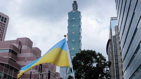 A protest against Russia's invasion of Ukraine in front of the Representative Office of Russia in Taipei, Taiwan on February 26.