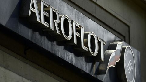 The logo of Russia's airline Aeroflot is pictured on its tickets office in central Moscow on April 12, 2021. (Photo by Kirill KUDRYAVTSEV / AFP) (Photo by KIRILL KUDRYAVTSEV/AFP via Getty Images)