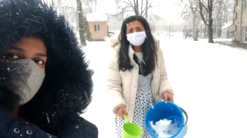 Indian students in Sumy have run out of water, they are collecting snow to drink.