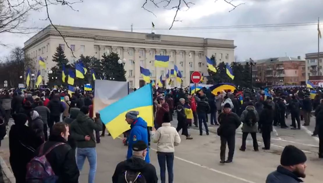 Ukrainians demonstrate in Kherson on March 5, to protest Russia's occupation.