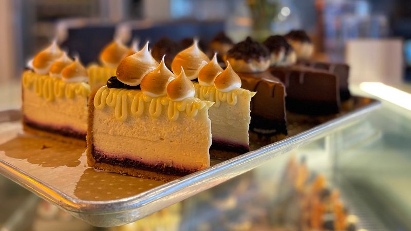 cakes | San Antonio Bakery #2 | Robyn Lee | Flickr