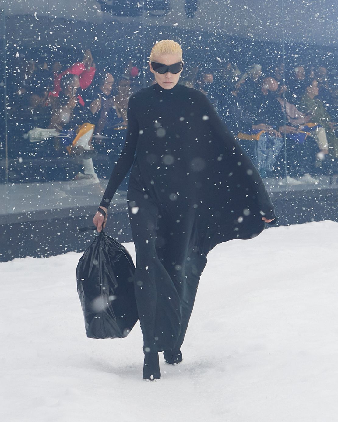 A look from Balenciaga's Fall-Winter 2022 collection, presented during Paris Fashion Week.