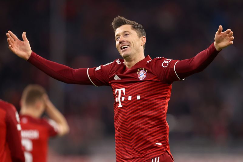 Robert Lewandowski bags 11-minute hat-trick in Bayern Munich's 7-1 