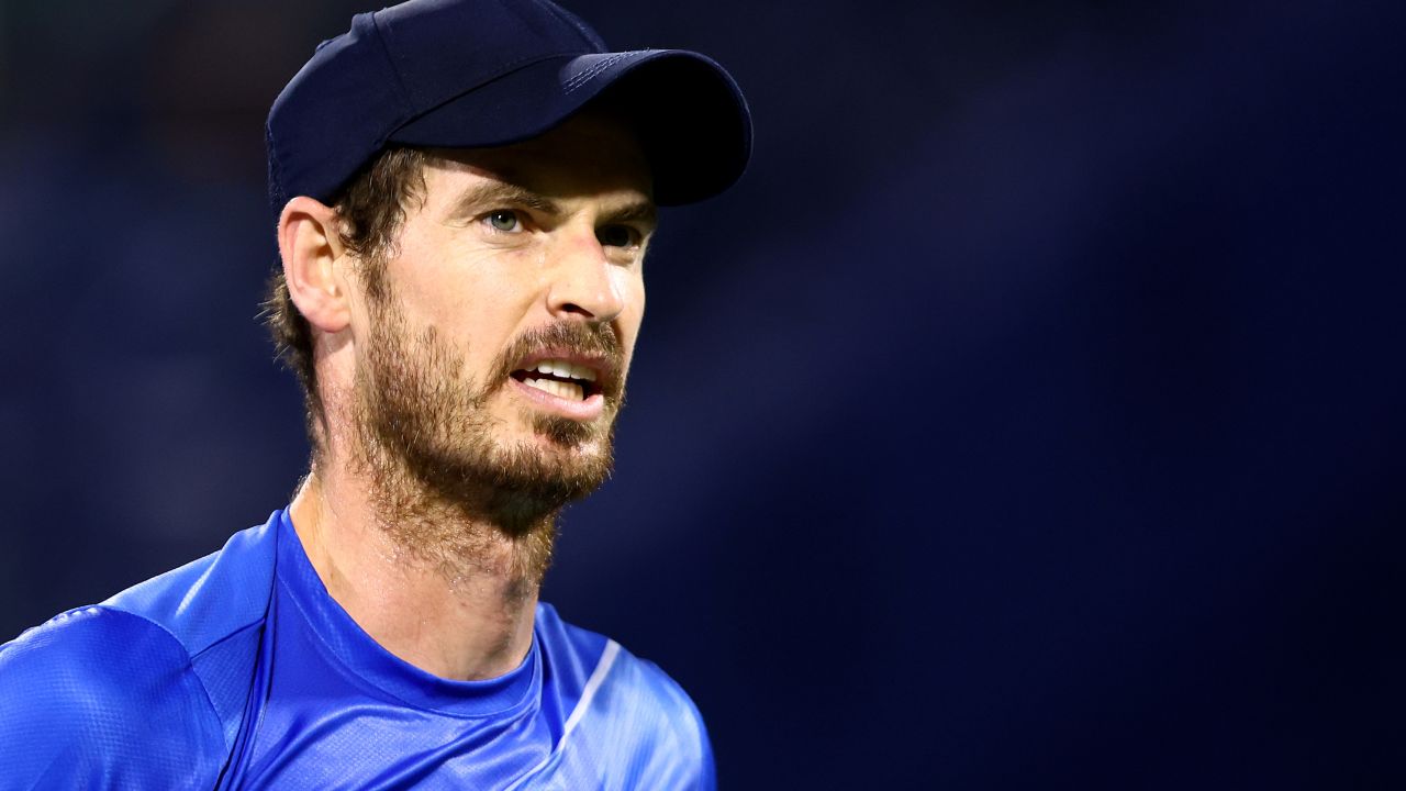 Andy Murray has pledged to donate his prize money this season to Ukraine.