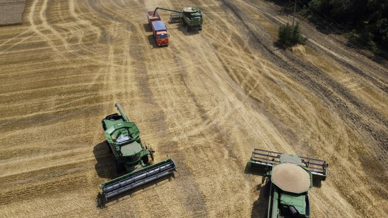 War has brought the globe to the verge of a food situation 1 220311124550 russia wheat harvest file