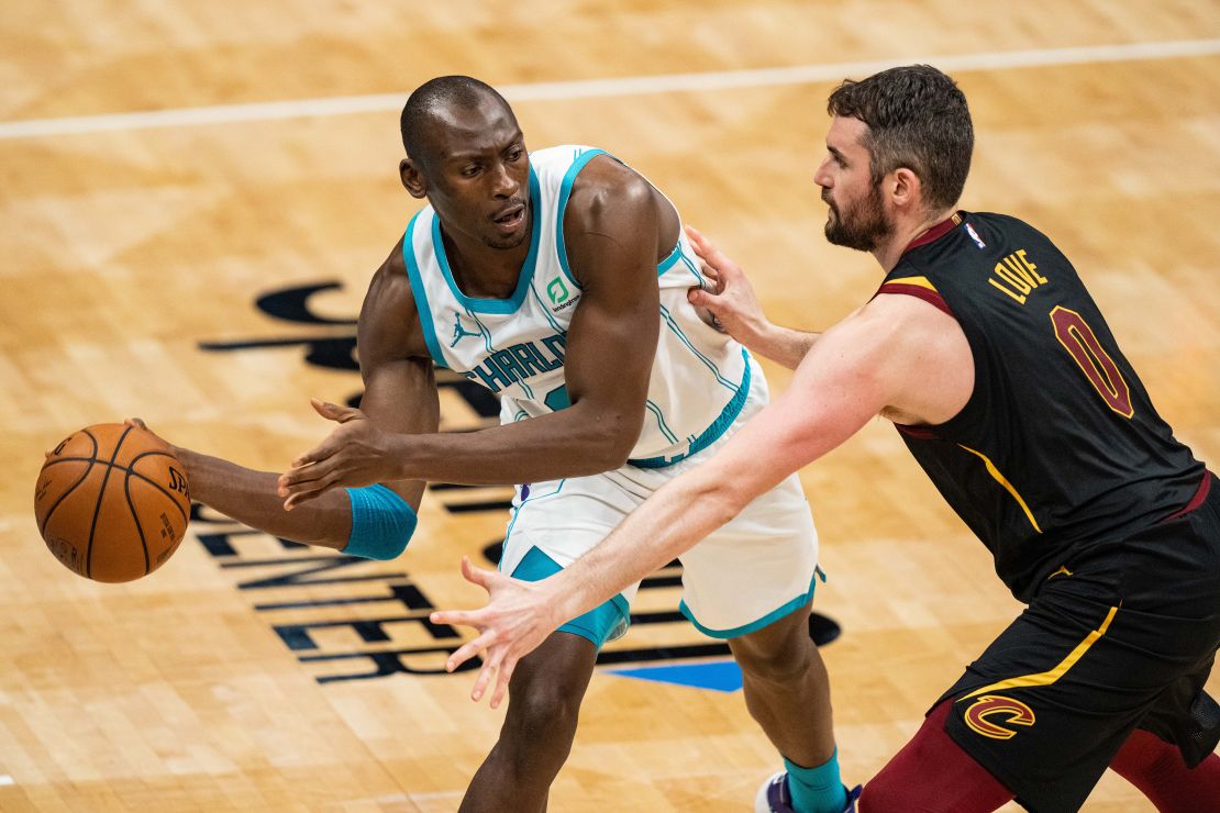 Biyombo in action for the Hornets April 14, 2021.