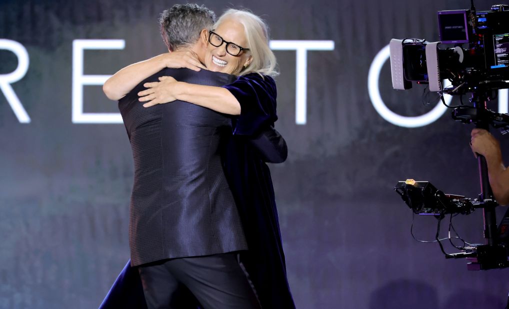 Taika Waititi presents Jane Campion with the Critics' Choice Award for best director on Sunday, March 13. She directed "The Power of the Dog," which also won best picture.