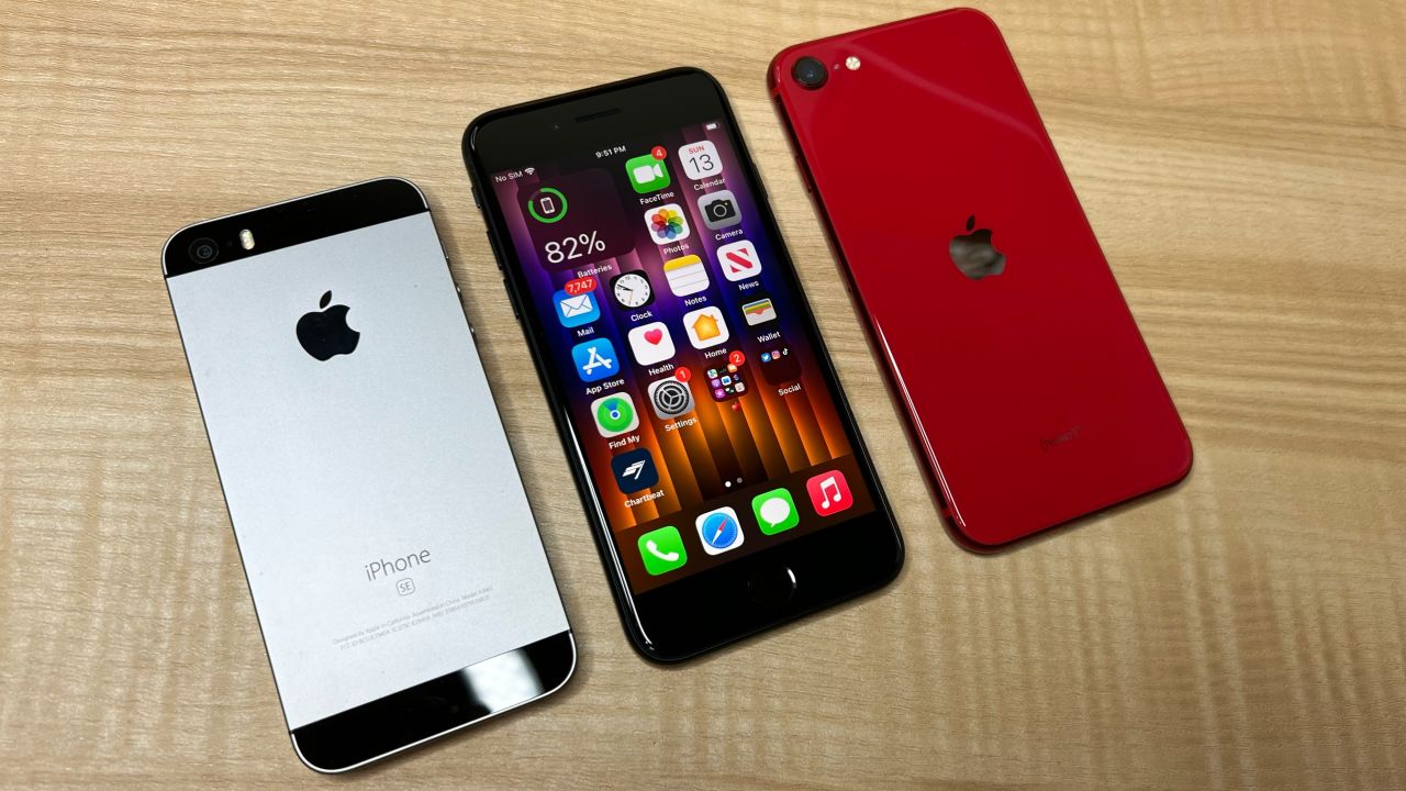 Groet Aan de overkant hamer iPhone SE 2022 review: a whole lot of phone for $429 | CNN Underscored