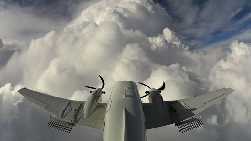 Weather news: Scientists in the US are flying planes into clouds