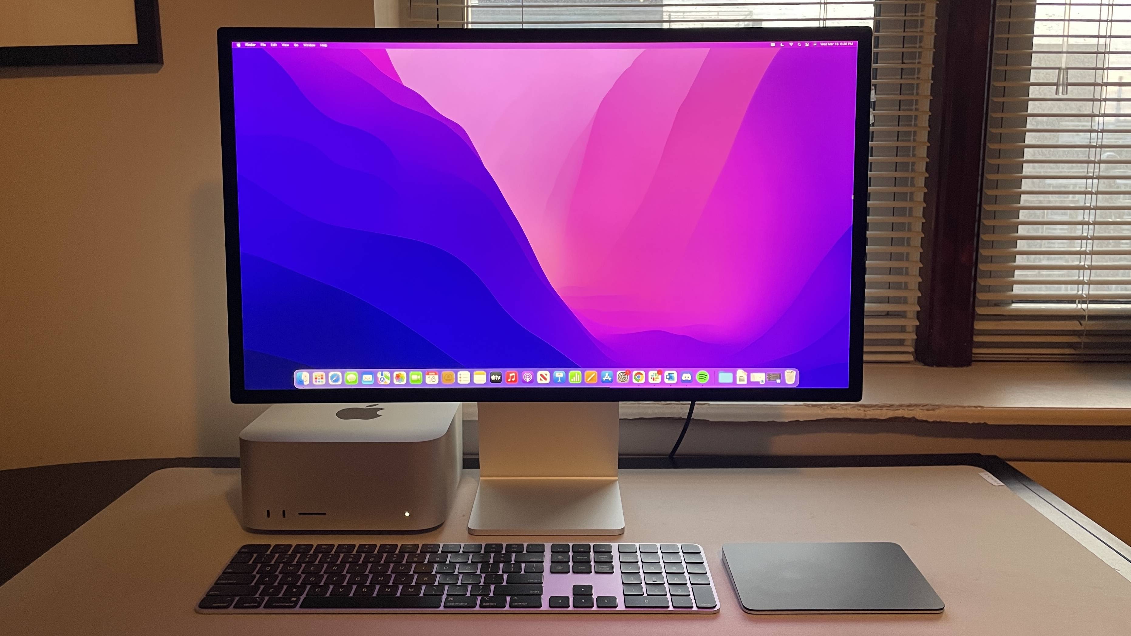 Apple Studio Display With Pc