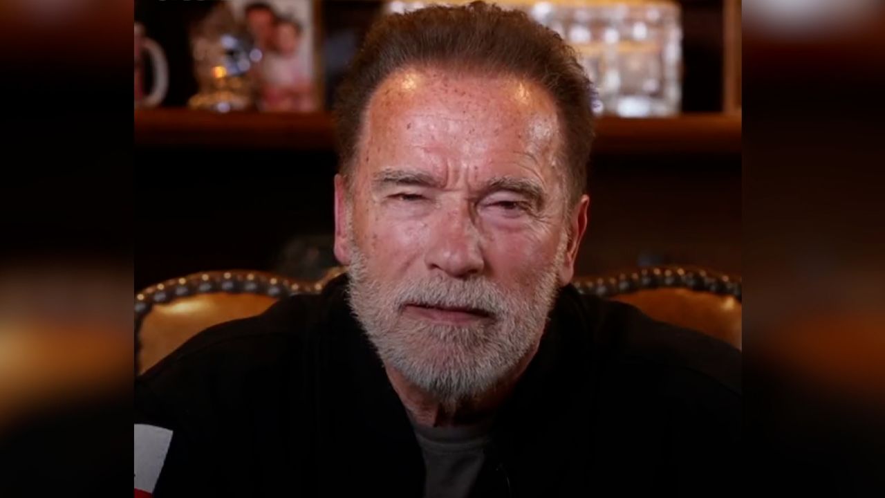 Arnold Schwarzenegger twitter video DLT thumb vpx