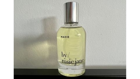 Bởi Rosie Jane Madie Perfume