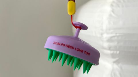 Headquarters Scalp Scrubber