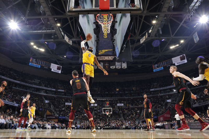 LeBron James dazzles in Lakers win on fun-filled return to Cleveland CNN