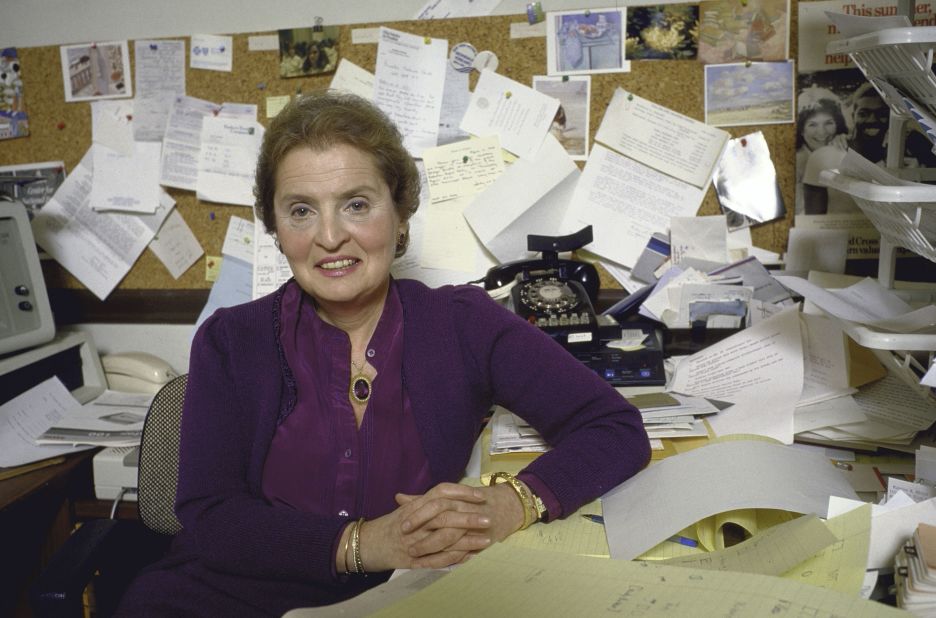 In 1988, Albright worked as a senior foreign policy adviser for Democratic presidential candidate Michael Dukakis. She also worked for Walter Mondale's unsuccessful campaign in 1984. During the Jimmy Carter administration, she was a White House staff member and congressional liaison for the National Security Council under Zbigniew Brzezinski.