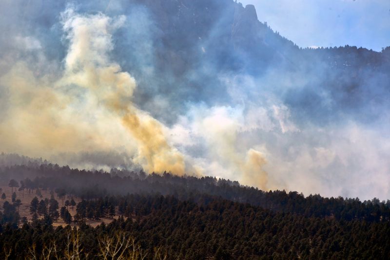 Colorado Wildfire Near Boulder Prompts Evacuation For 8,000 Homes | CNN