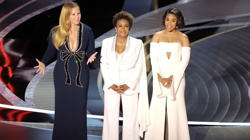 Wanda Sykes y Amy Schumer opinan sobre la bofetada de los Oscar