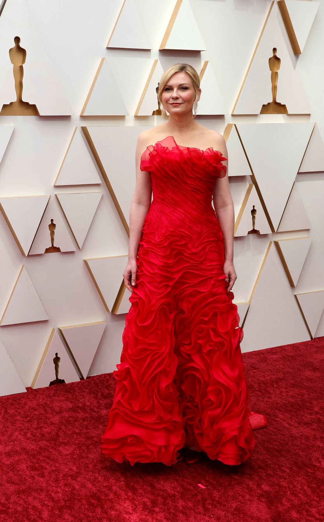 Best Red Carpet Fashion at 2022 Oscars – The Hollywood Reporter