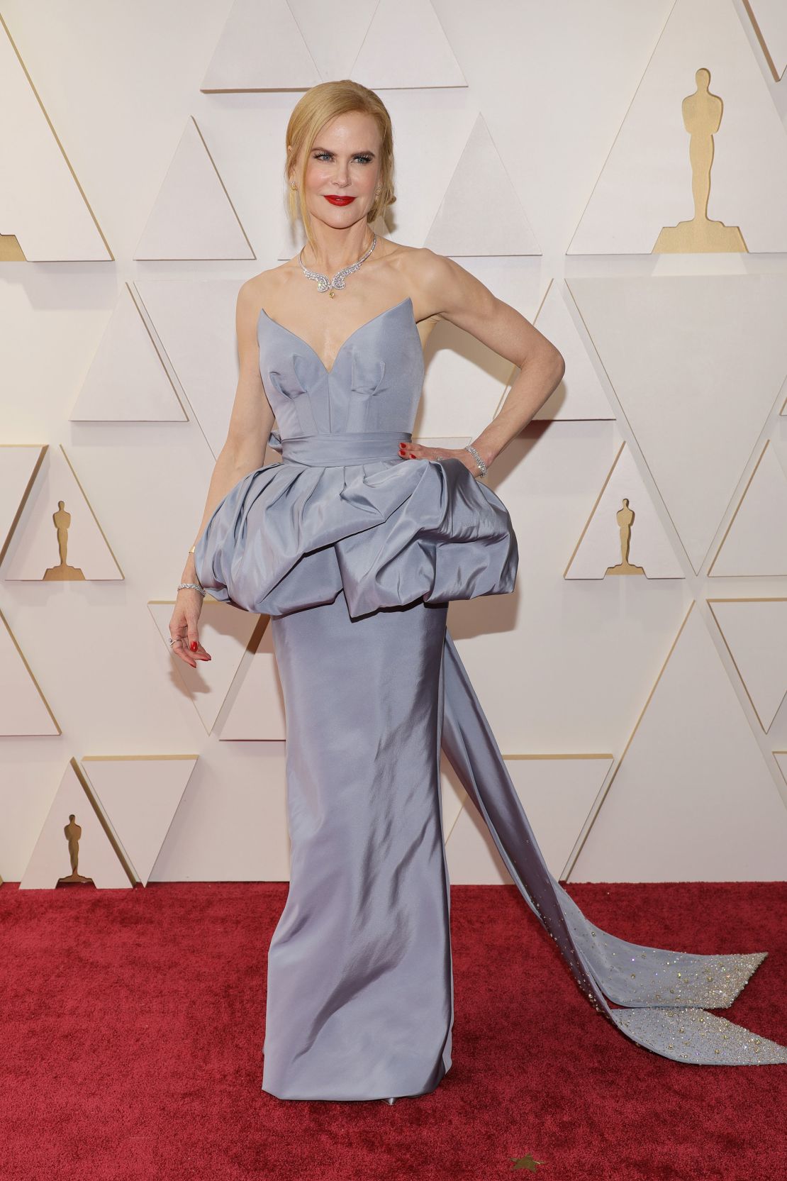 Nicole Kidman wore a structured blue gown custom made by Armani. 