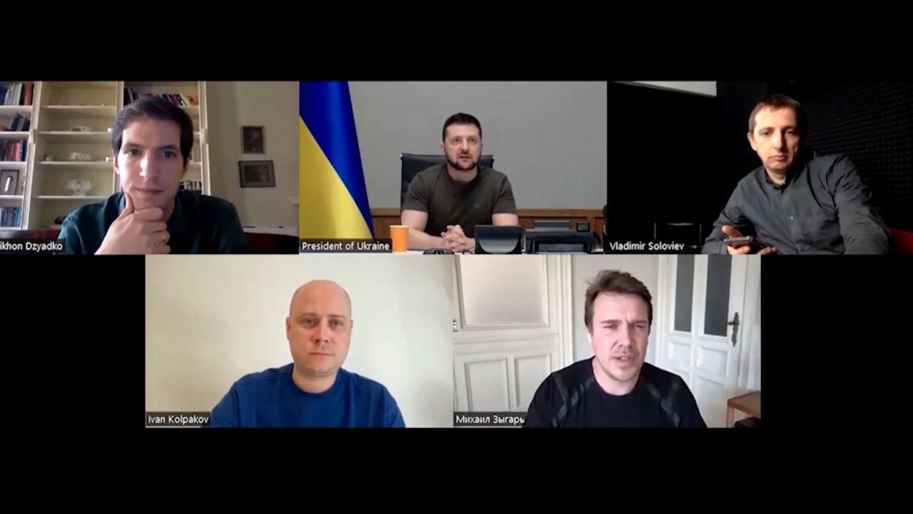 An interview between Ukrainian President Volodymyr Zelensky and a group of independent Russian journalists.