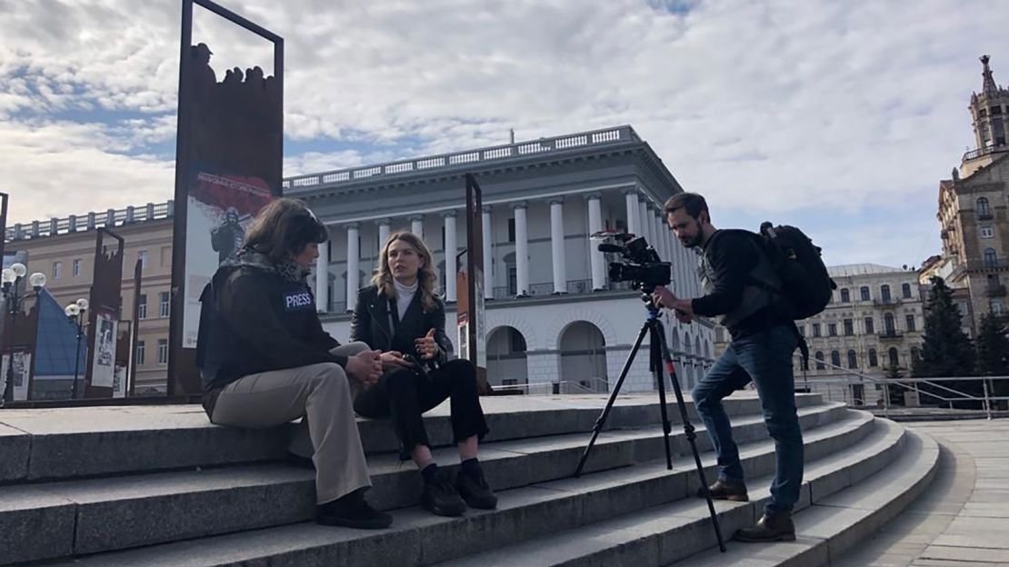 Vasylenko speaks to Amanpour at Kyiv's Maidan Square.