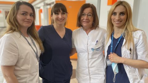 From left to right: Khrystyna, a Ukrainian refugee from Lviv;  Magda Dutsch, Iwona Czerwinska and Emilia Gasiorowska at Inflancka Specialty Hospital.