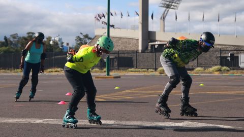 Make sure you have the right gear such as helmets, kneepads, elbow pads and wrist guards for safety.