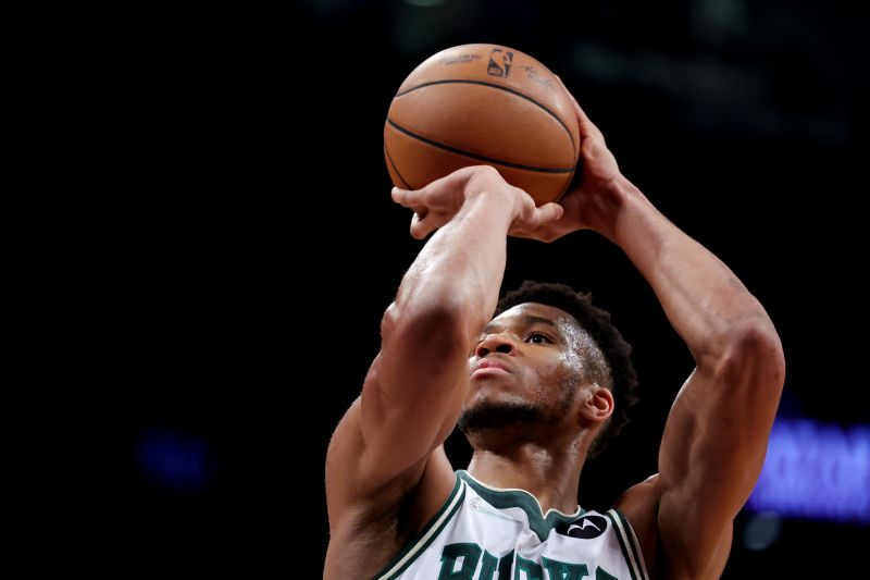 Giannis Antetokounmpo Leads Milwaukee Bucks To Dramatic 120-119 OT Win ...