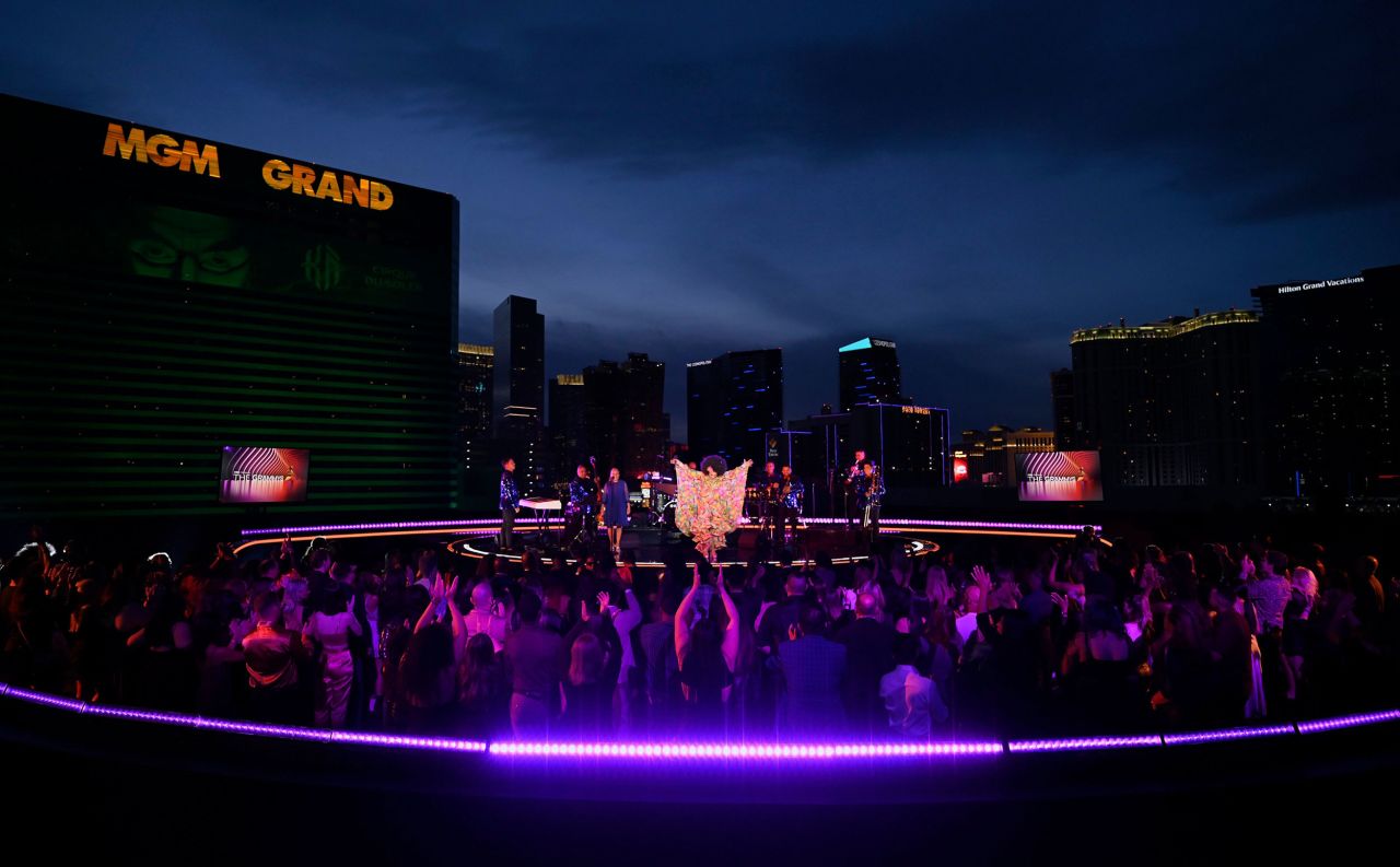 Aymée Nuviola performs "La Gota Fria" on a rooftop stage in Las Vegas.