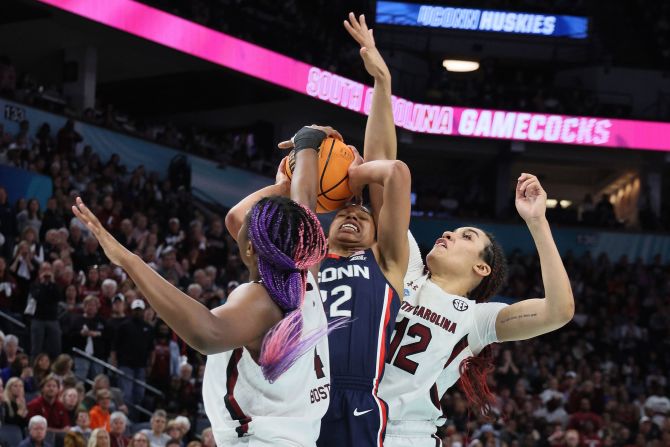 Boston blocks Evina Westbrook's shot in the fourth quarter.