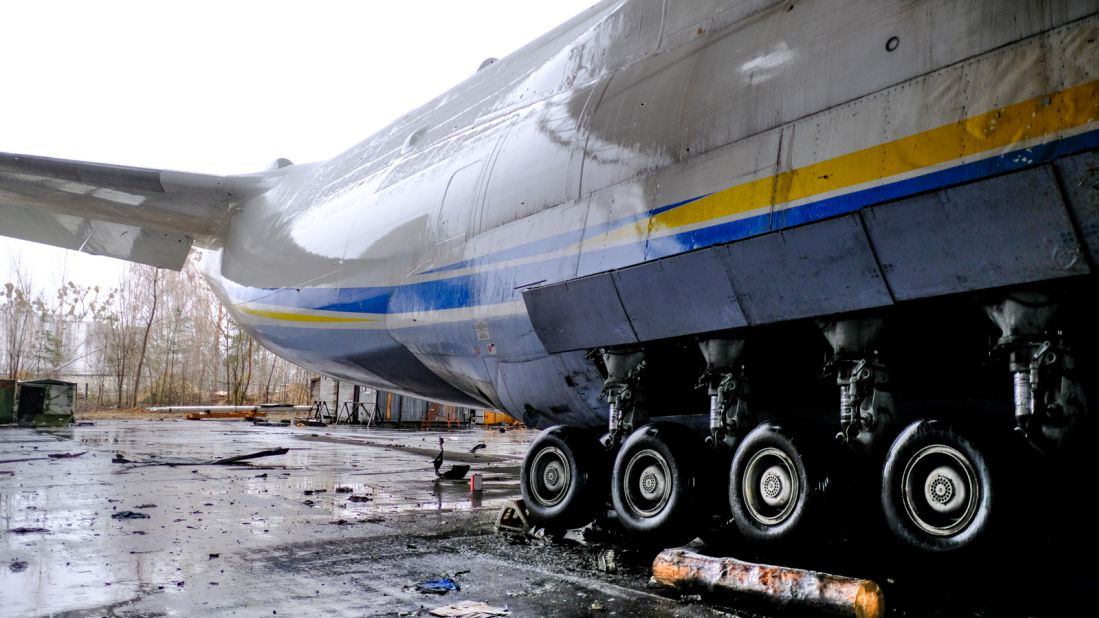 <strong>Undercarriage: </strong>Some of the AN-225's enormous central train of 28 wheels can still be seen intact despite the destruction wrought on the rest of the aircraft.
