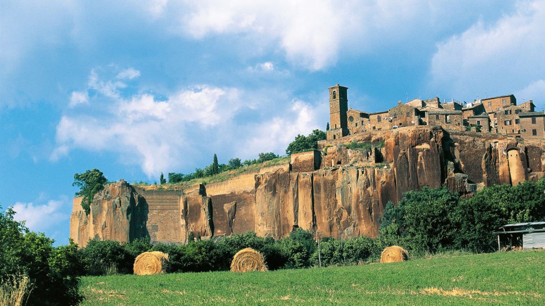 <strong>Rock legend: </strong>Orvieto, one of central Italy's most beautiful ancient towns, can be seen on the Florence-Naples route as the train rolls past the Appenine mountains.