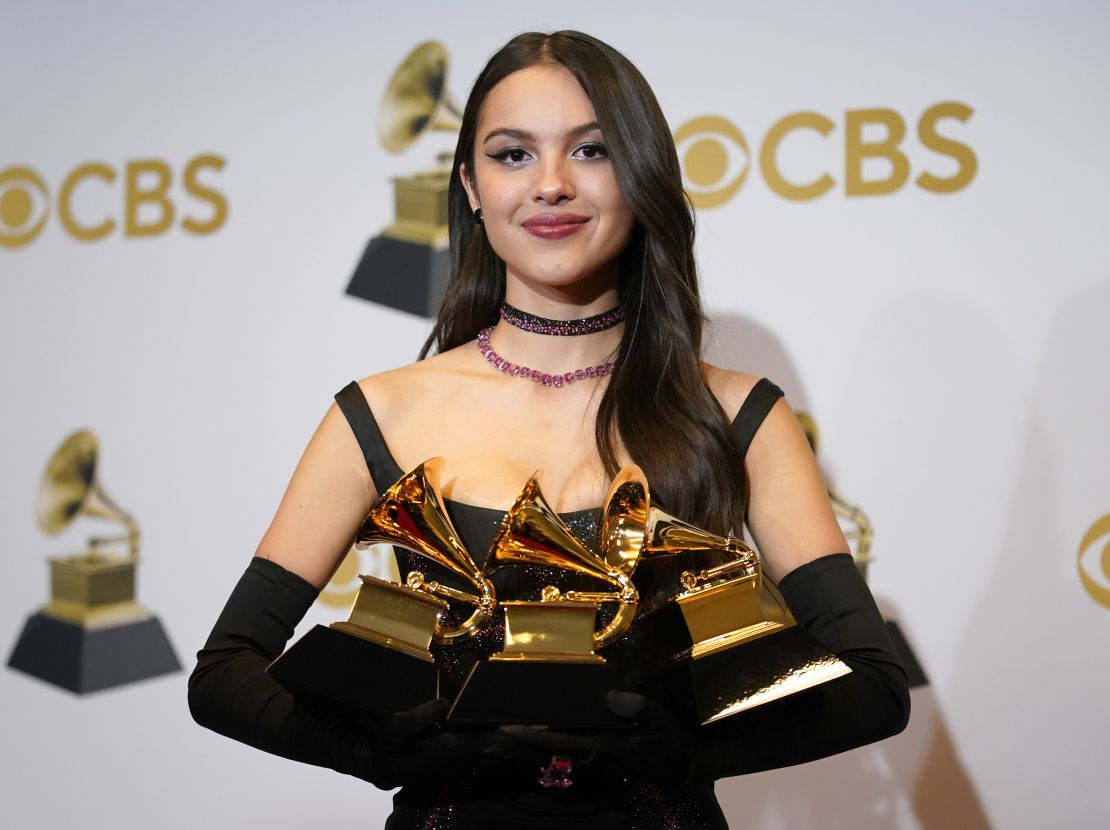 Olivia Rodrigo, người chiến thắng Album giọng pop xuất sắc nhất 