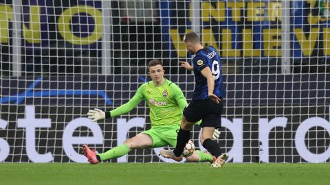 Anatoliy Trubin saves an Edin Dzeko effort during the Champions League match between Inter Milan and Shakhtar Donetsk on November 24, 2021 at the San Siro stadium in Milan.