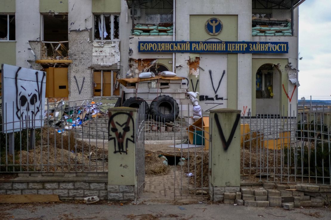 The Borodianka unemployment office, defaced with the Russian V symbol. 