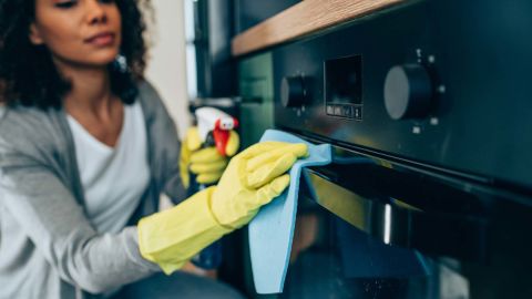 underscored oven cleaning