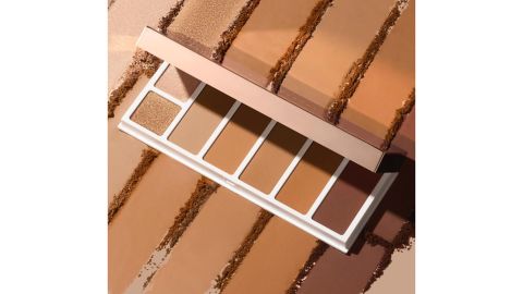 Fenty Beauty Stalk’r Face + Eye Bronzer and Highlighter Palette