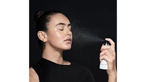 Smashbox Photo Finish Revitalize 8-in-1 Primer Essence