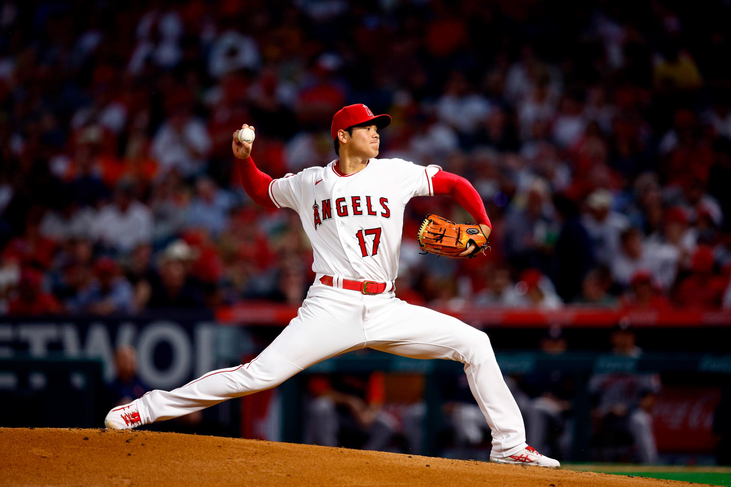 Introducing the LA Angels' newest player - Shohei Ohtani, the Babe