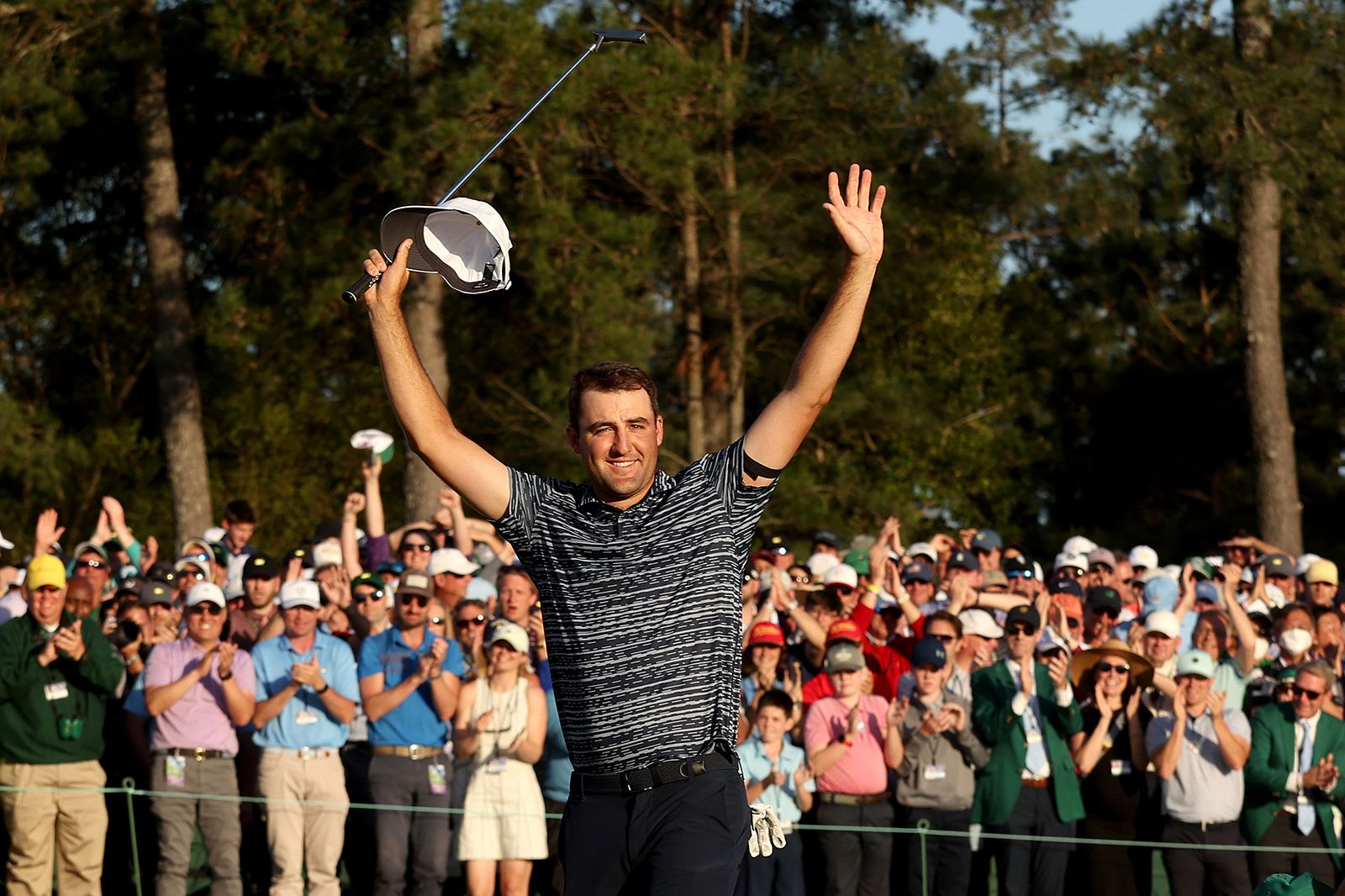 Scheffler acknowledges the crowd after finishing his final round on Sunday. He was 10-under for the tournament.