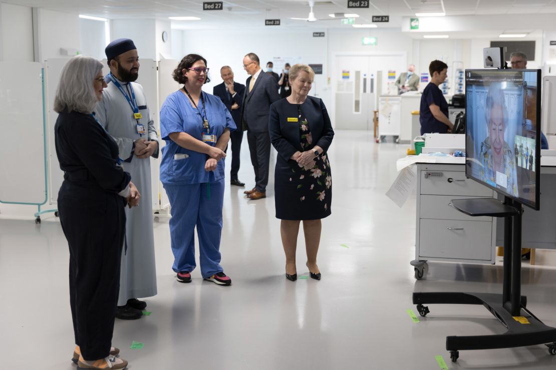 The Queen heard from hospital staff about their experiences of working on the front line during the pandemic.