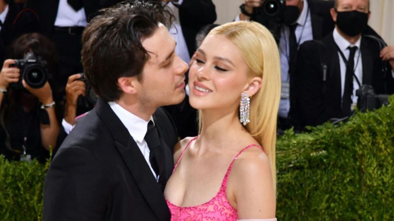 Nicola Peltz marries Brooklyn Beckham in a decadent Valentino gown