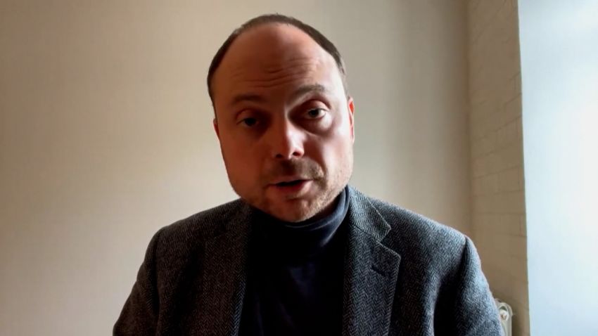 video thumbnail putin critic vladimir Kara-Murza sidner intv